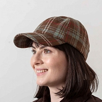 Картинка Коричневая бейсболка Hatman of Ireland в клетку